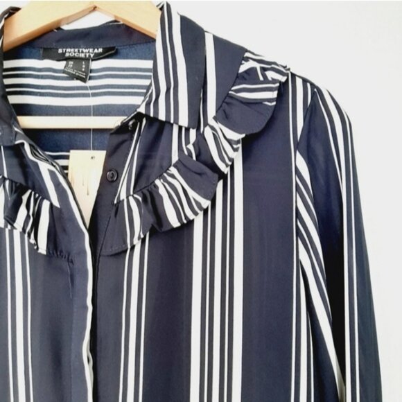 STREETWEAR SOCIETY Ruffle Collar Button Down Striped Shirt Top B&W Sz L - Picture 4 of 13